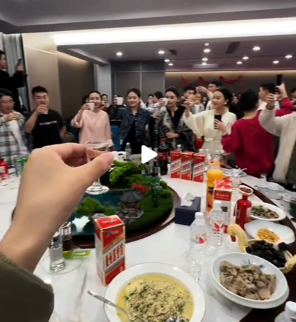 新手做轻创业，别熬资金链！记住这3点，稳扎稳打不翻车-俊哥